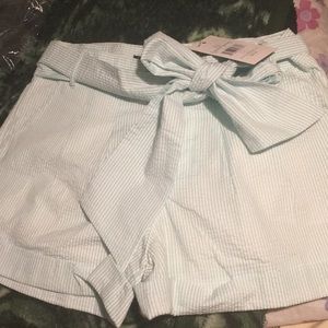 Lauren James bow shorts